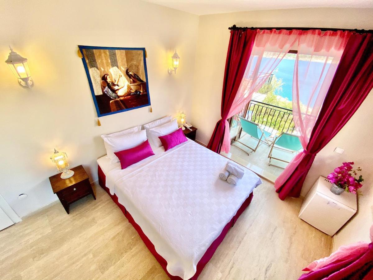 Club Hotel Barbarossa Kaş Extérieur photo